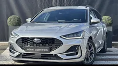 Grijs Gebruikt 2022 Ford Focus ST-Line Stationwagen | € 19.945 (Eerlijke prijs)