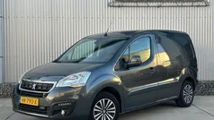 Gebruikt 2015 Peugeot Partner S MPV | € 7.450 (Eerlijke prijs)