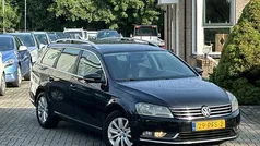 Zwart Gebruikt 2011 VW Passat Comfortline Stationwagen | € 3.999 (Goede deal)