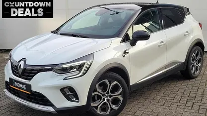 Gebruikt 2022 Renault Captur Intens SUV | € 24.020 (Eerlijke prijs)