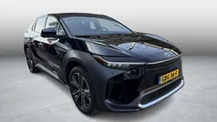 Zwart Occasion 2024 Toyota bZ4X Premium SUV | € 39.999 (Eerlijke prijs)