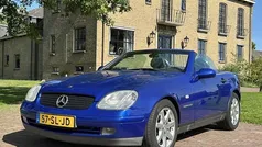 Blauw Gebruikt 1998 Mercedes SLK230 Cabriolet | € 3.940 (Goede deal)