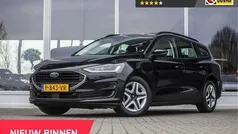 Zwart, metallic lak Gebruikt 2022 Ford Focus Stationwagen | € 16.850 (Eerlijke prijs)