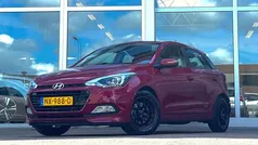 Rood Gebruikt 2017 Hyundai i20 Comfort Hatchback | € 10.444 (Eerlijke prijs)
