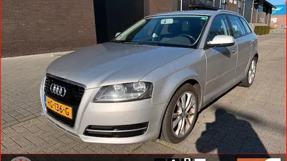 Occasion Audi A3 Sportback Attraction 105 PK (77 kW) 2010 Hatchback