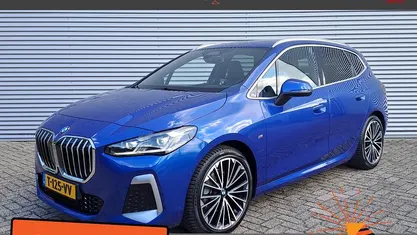 Blauw metallic Gebruikt 2022 BMW 220 Stationwagen | € 32.995 (Goede deal)