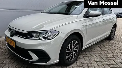 Gebruikt 2024 VW Polo Life Hatchback | € 21.400 (Eerlijke prijs)