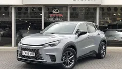 Grijs Nieuw 2025 Lexus LBX SUV | € 37.900 (Goede deal)