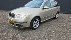 Beige Gebruikt 2005 Skoda Fabia Elegance Stationwagen | € 1.100 (Eerlijke prijs)