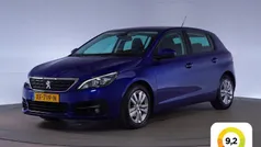 Blauw Gebruikt 2018 Peugeot 308 Premium Hatchback | € 9.345 (Eerlijke prijs)