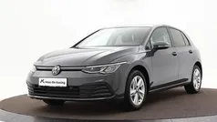 Gebruikt 2023 VW Golf VIII Life Hatchback | € 26.440 (Eerlijke prijs)