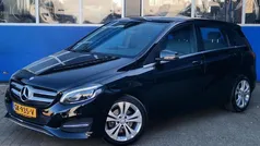 Zwart Gebruikt 2015 Mercedes B180 Ambition MPV | € 12.950 (Eerlijke prijs)