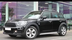 Zwart Gebruikt 2017 Mini One Countryman Comfort SUV | € 17.950 (Eerlijke prijs)