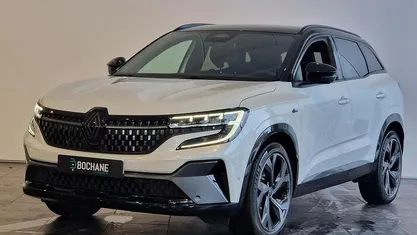 Wit Occasion 2023 Renault Austral Iconic Esprit Alpine SUV | € 33.495 (Eerlijke prijs)