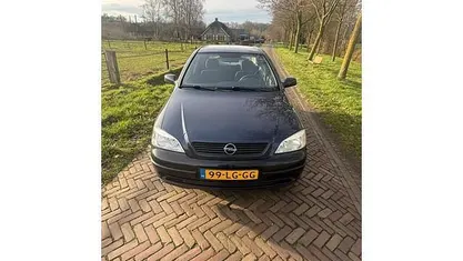 Gebruikt 2002 Opel Astra Hatchback | € 999 (Eerlijke prijs)