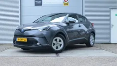 Grijs Gebruikt 2017 Toyota C-HR SUV | € 13.499 (Goede deal)