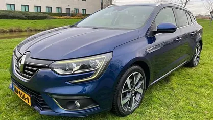 Occasion Renault Mégane GrandTour Bose Edition 101 PK (74 kW) 2017 Blauw Stationwagen