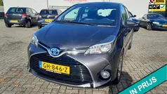 Gebruikt 2015 Toyota Yaris Hybrid Hatchback | € 13.750 (Eerlijke prijs)