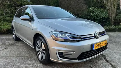 Grijs Occasion 2020 VW e-Golf Hatchback | € 16.900 (Eerlijke prijs)