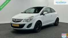 Wit Gebruikt 2011 Opel Corsa Hatchback | € 2.500 (Eerlijke prijs)