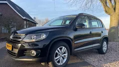 Zwart, metallic lak Gebruikt 2015 VW Tiguan SUV | € 15.750 (Eerlijke prijs)