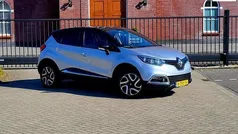 Grijs Gebruikt 2015 Renault Captur Dynamique SUV | € 7.250 (Eerlijke prijs)