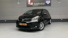 Zwart Gebruikt 2013 Toyota Yaris Hatchback | € 6.950 (Goede deal)