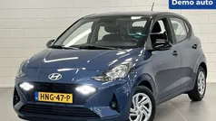 Donker blauw metallic Gebruikt 2025 Hyundai i10 Comfort Hatchback | € 21.925 (Eerlijke prijs)