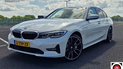Wit Gebruikt 2020 BMW 330 Executive Sedan | € 32.295 (Super prijs)
