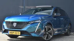 Blauw Gebruikt 2025 Peugeot e-308 GT Hatchback | € 30.495 (Eerlijke prijs)