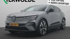 Grijs, metallic lak Gebruikt 2024 Renault Mégane Techno Hatchback | € 34.945 (Eerlijke prijs)