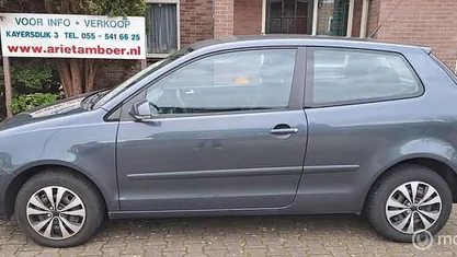 Blauw Gebruikt 2007 VW Polo Hatchback | € 2.395 (Eerlijke prijs)