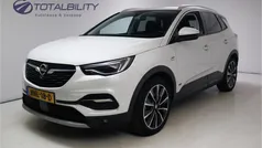 Wit Gebruikt 2020 Opel Grandland X Innovation SUV | € 22.950 (Eerlijke prijs)