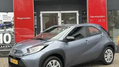 Grijs Gebruikt 2025 Toyota Aygo X-play Hatchback | € 20.400 (Eerlijke prijs)
