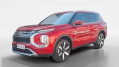 Gebruikt 2025 Mitsubishi Outlander Edition SUV | € 56.395 (Eerlijke prijs)