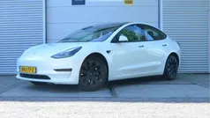 Gebruikt 2021 Tesla Model 3 Standard Range Sedan | € 26.999 (Eerlijke prijs)