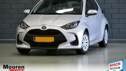 Occasion Toyota Yaris Hybrid Active 2026 Zilver Hatchback