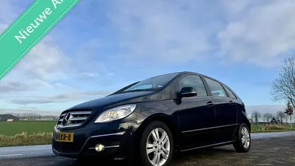 Gebruikt 2010 Mercedes B180 Business MPV | € 1.995 (Eerlijke prijs)