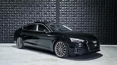 Zwart, metallic lak Gebruikt 2022 Audi A5 Sportback Design Hatchback | € 38.900 (Eerlijke prijs)