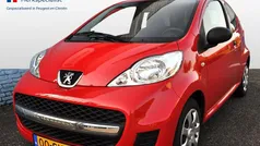 Rood Gebruikt 2011 Peugeot 107 Hatchback | € 4.250 (Eerlijke prijs)