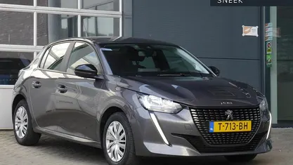 Grijs Occasion 2023 Peugeot 208 Active Hatchback | € 14.945 (Eerlijke prijs)