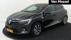 Gebruikt 2021 Renault Clio V Hatchback | € 19.935 (Eerlijke prijs)