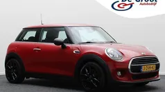 Rood Gebruikt 2015 Mini ONE Business Hatchback | € 9.950 (Eerlijke prijs)