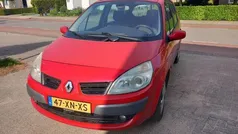 Rood Gebruikt 2007 Renault Grand Scénic II Business MPV | € 999 (Goede deal)