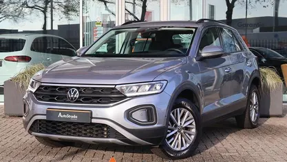 Grijs Gebruikt 2023 VW T-Roc Business SUV | € 22.700 (Goede deal)