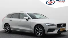 Gebruikt 2020 Volvo V60 Momentum Stationwagen | € 25.950 (Eerlijke prijs)