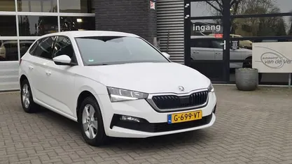 Wit Occasion 2019 Skoda Scala Business Line Hatchback | € 14.900 (Eerlijke prijs)