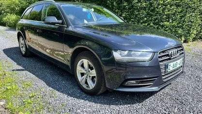 Blauw Gebruikt 2012 Audi A4 Stationwagen | € 9.500 (Goede deal)