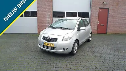 Gebruikt 2007 Toyota Yaris Luna Hatchback | € 5.949 (Eerlijke prijs)