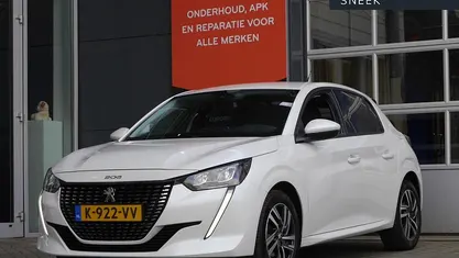 Occasion Peugeot 208 Allure 101 PK (74 kW) 2021 Wit Hatchback